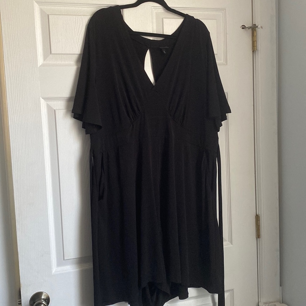 Torrid Black Jersey Knit Flutter Romper in Size 4